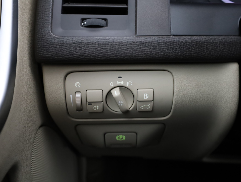Volvo XC60, 2010