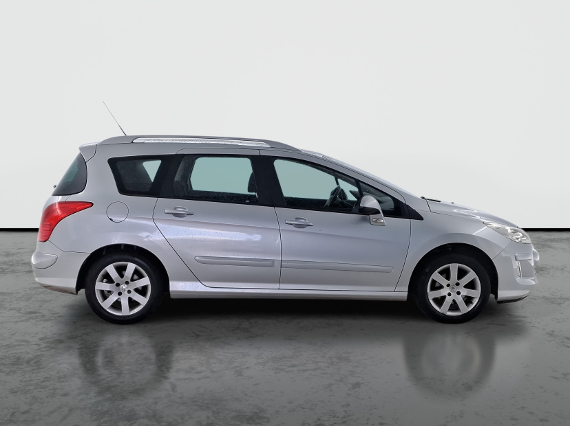 Peugeot 308, 2009