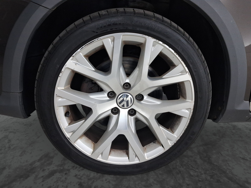 Volkswagen Passat, 2014