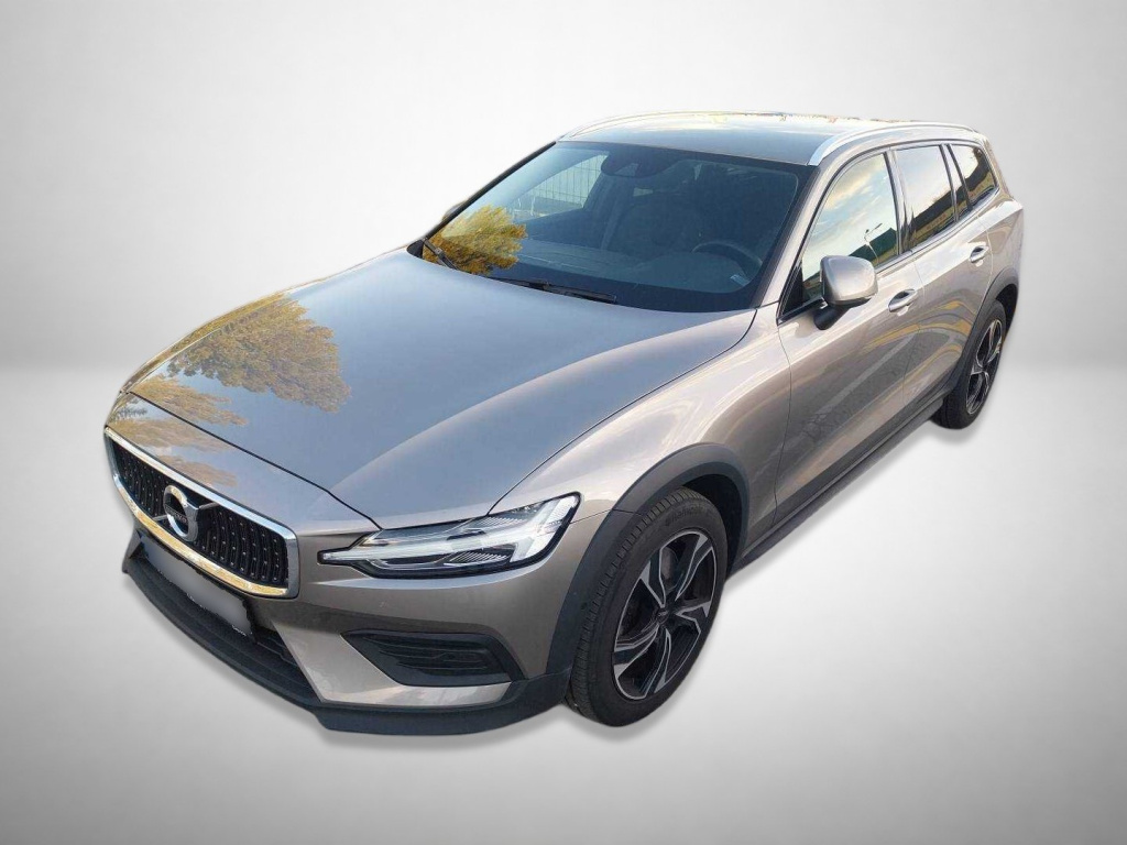 Volvo V60 Cross Country, 2021