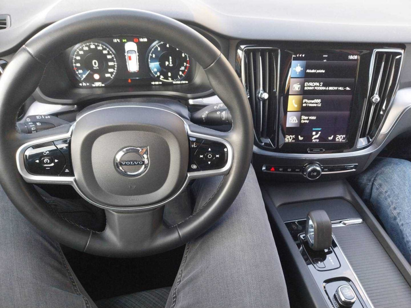 Volvo V60 Cross Country, 2021