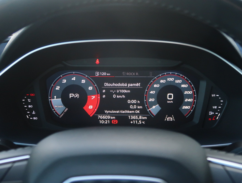 Audi Q3, 2020