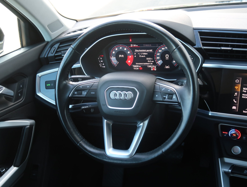 Audi Q3, 2020
