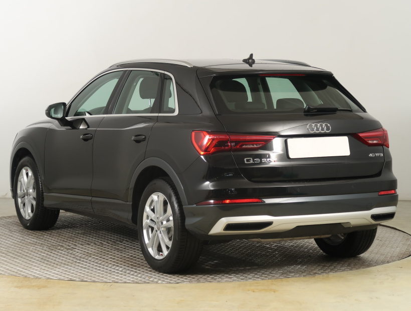 Audi Q3, 2020