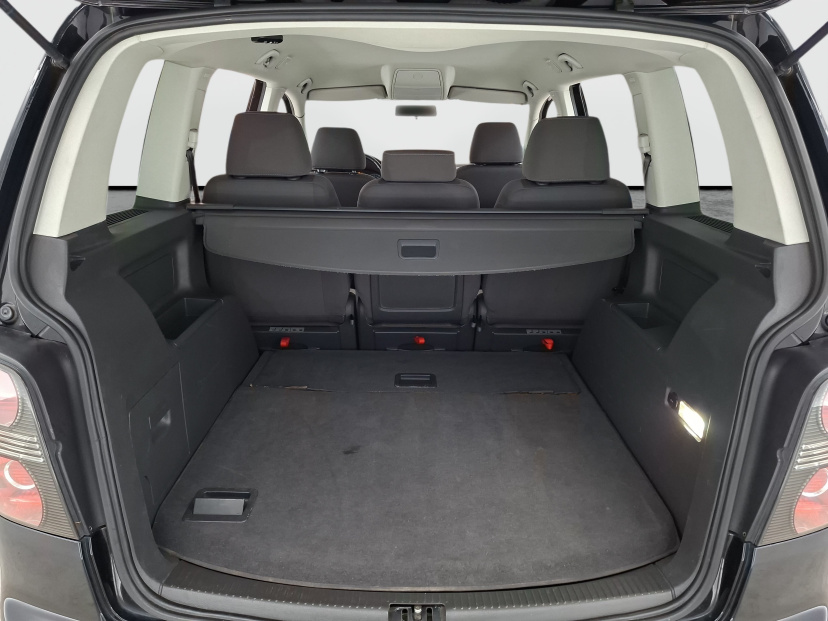 Volkswagen Touran, 2008