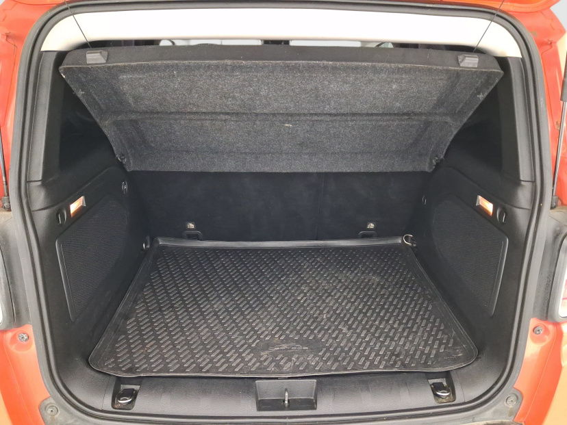 Jeep Renegade, 2016