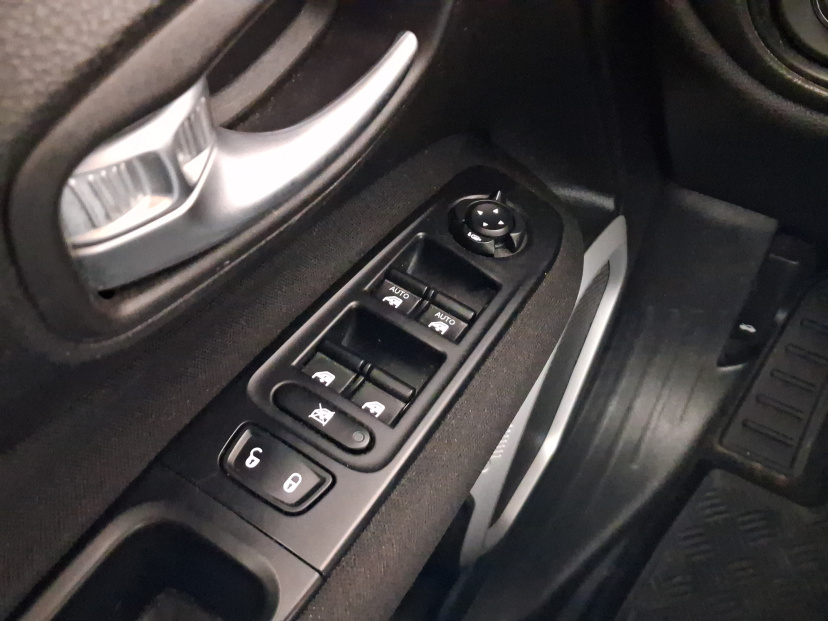 Jeep Renegade, 2016