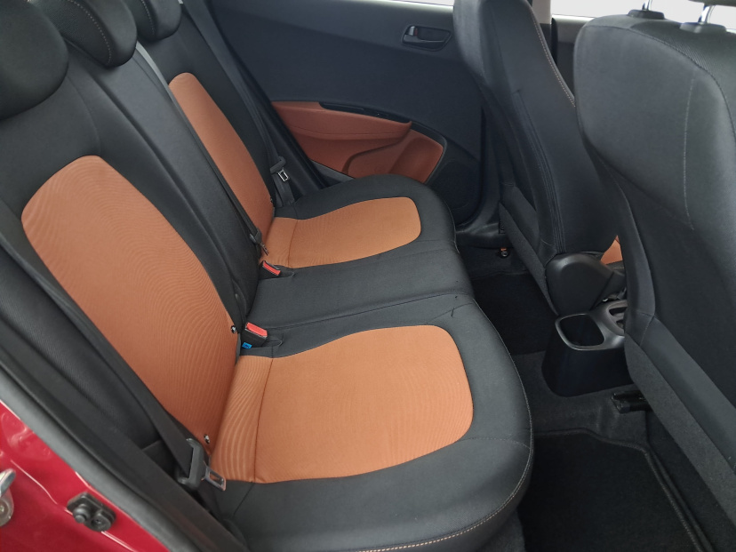 Hyundai i10, 2015
