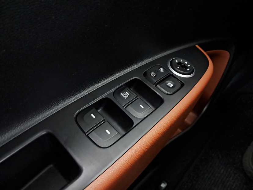 Hyundai i10, 2015