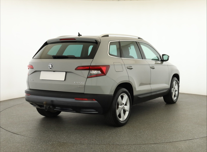 Škoda Karoq, 2017