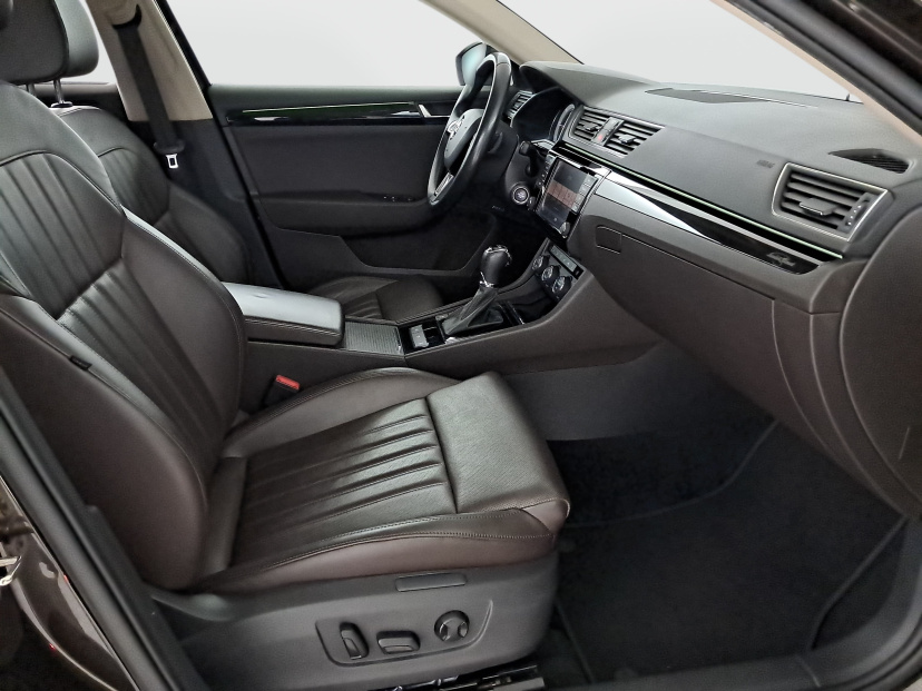 Škoda Superb, 2016