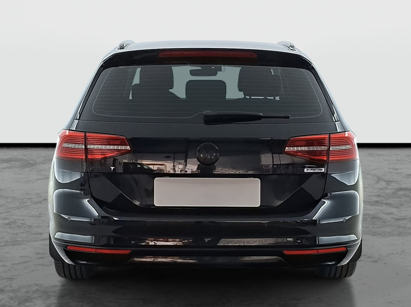 Volkswagen Passat, 2016