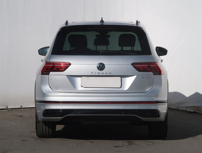 Volkswagen Tiguan, 2022