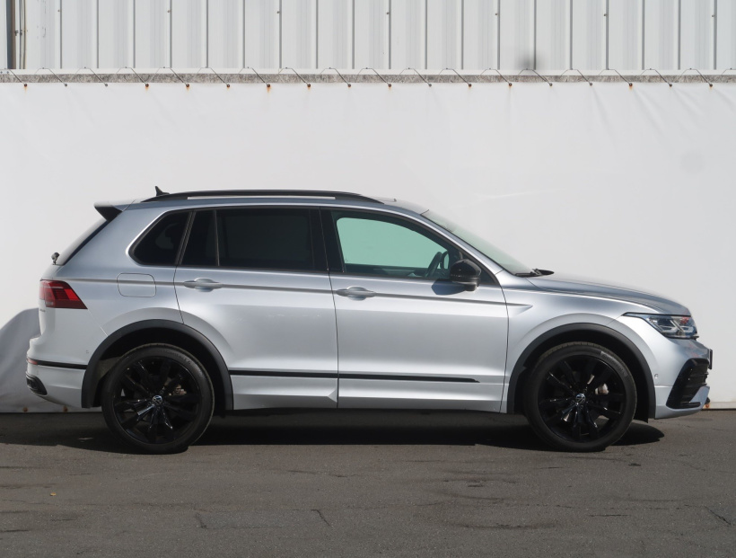 Volkswagen Tiguan, 2022