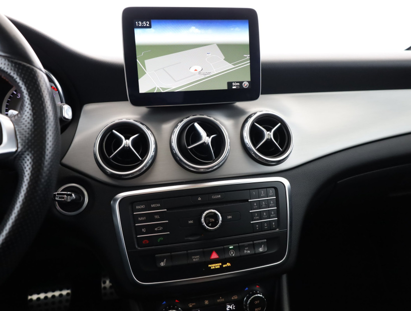 Mercedes-Benz GLA, 2017