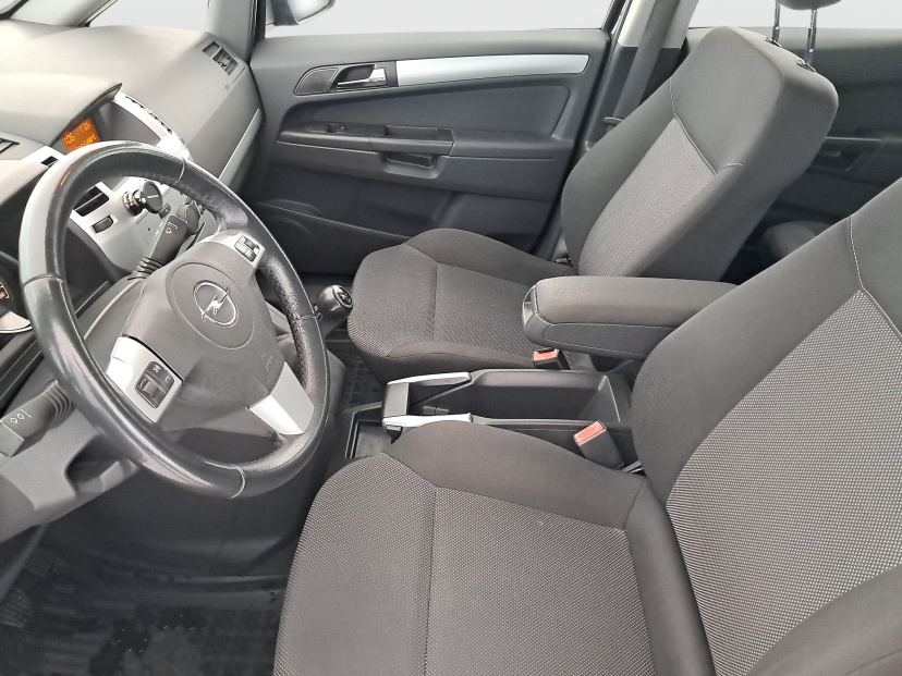 Opel Zafira, 2009