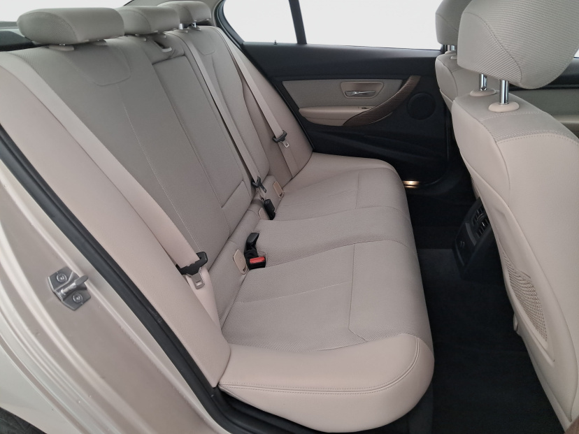 BMW 3, 2015