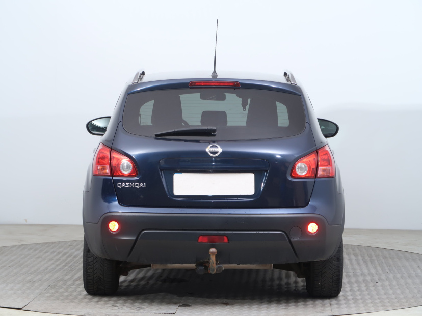 Nissan Qashqai, 2010