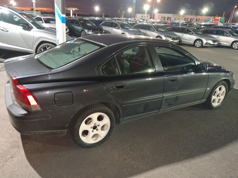Volvo S60, 2000