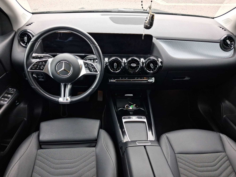 Mercedes-Benz GLA, 2024