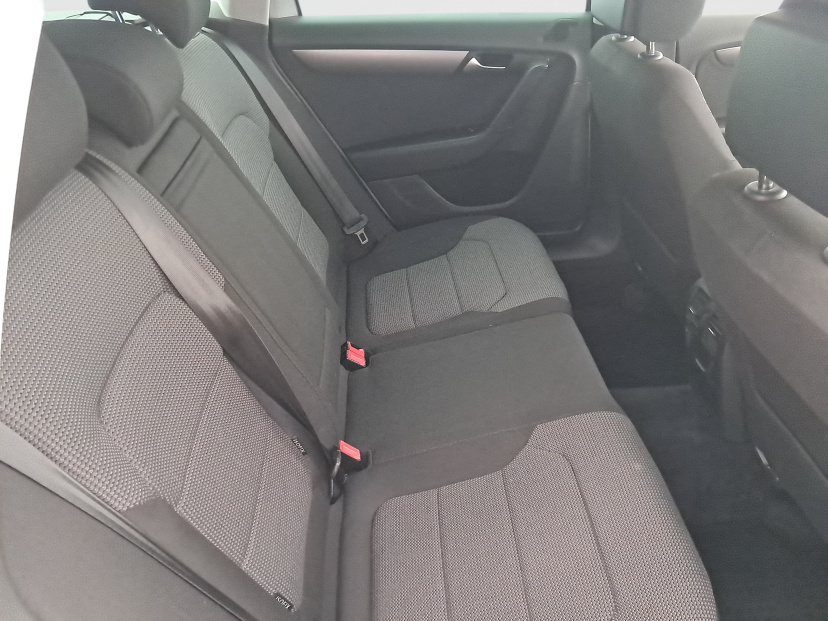 Volkswagen Passat, 2013