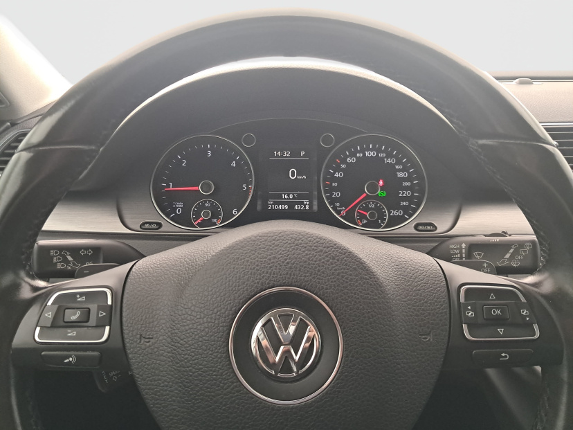 Volkswagen Passat, 2013