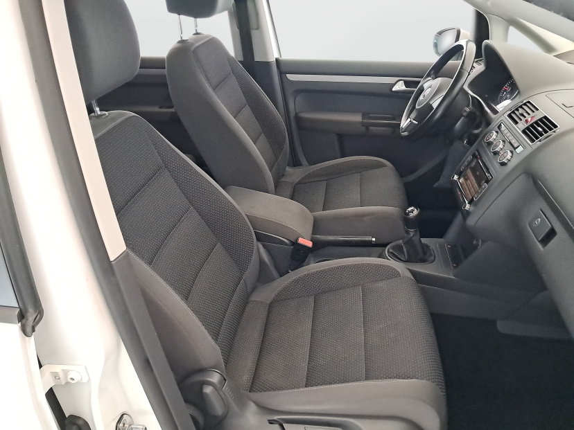 Volkswagen Touran, 2015
