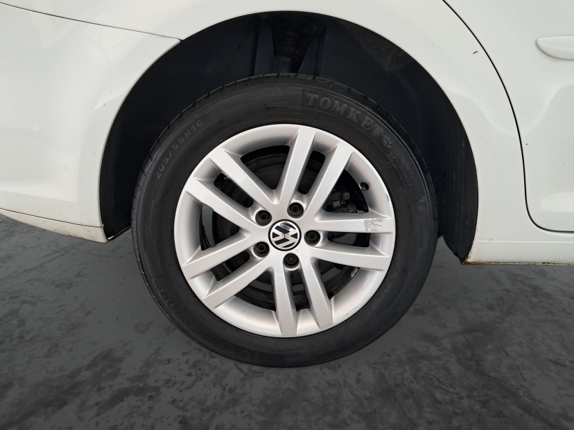 Volkswagen Touran, 2015