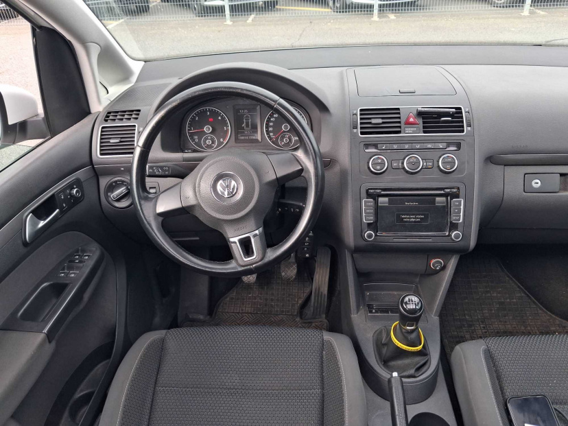 Volkswagen Touran, 2015