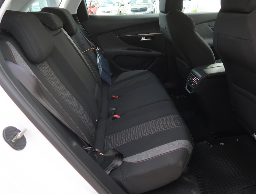 Peugeot 3008, 2020