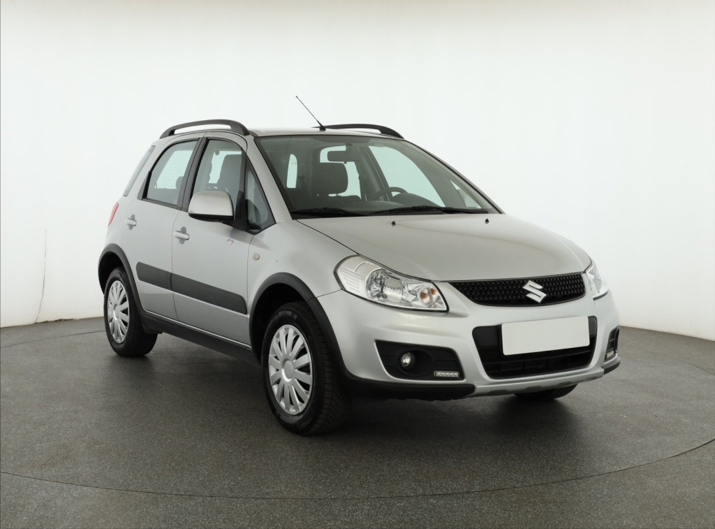 Suzuki SX4, 2015