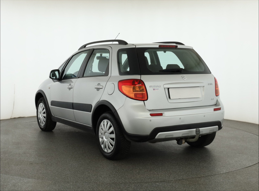 Suzuki SX4, 2015