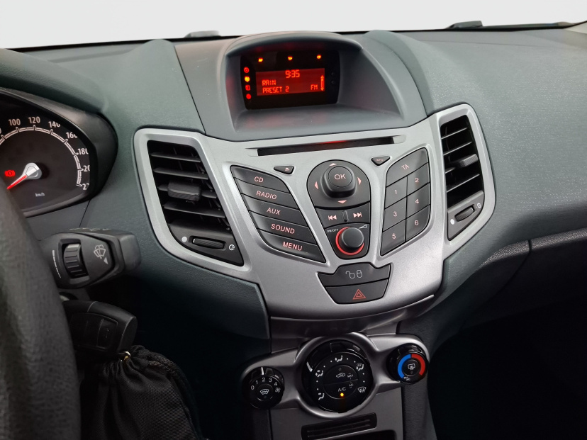 Ford Fiesta, 2010