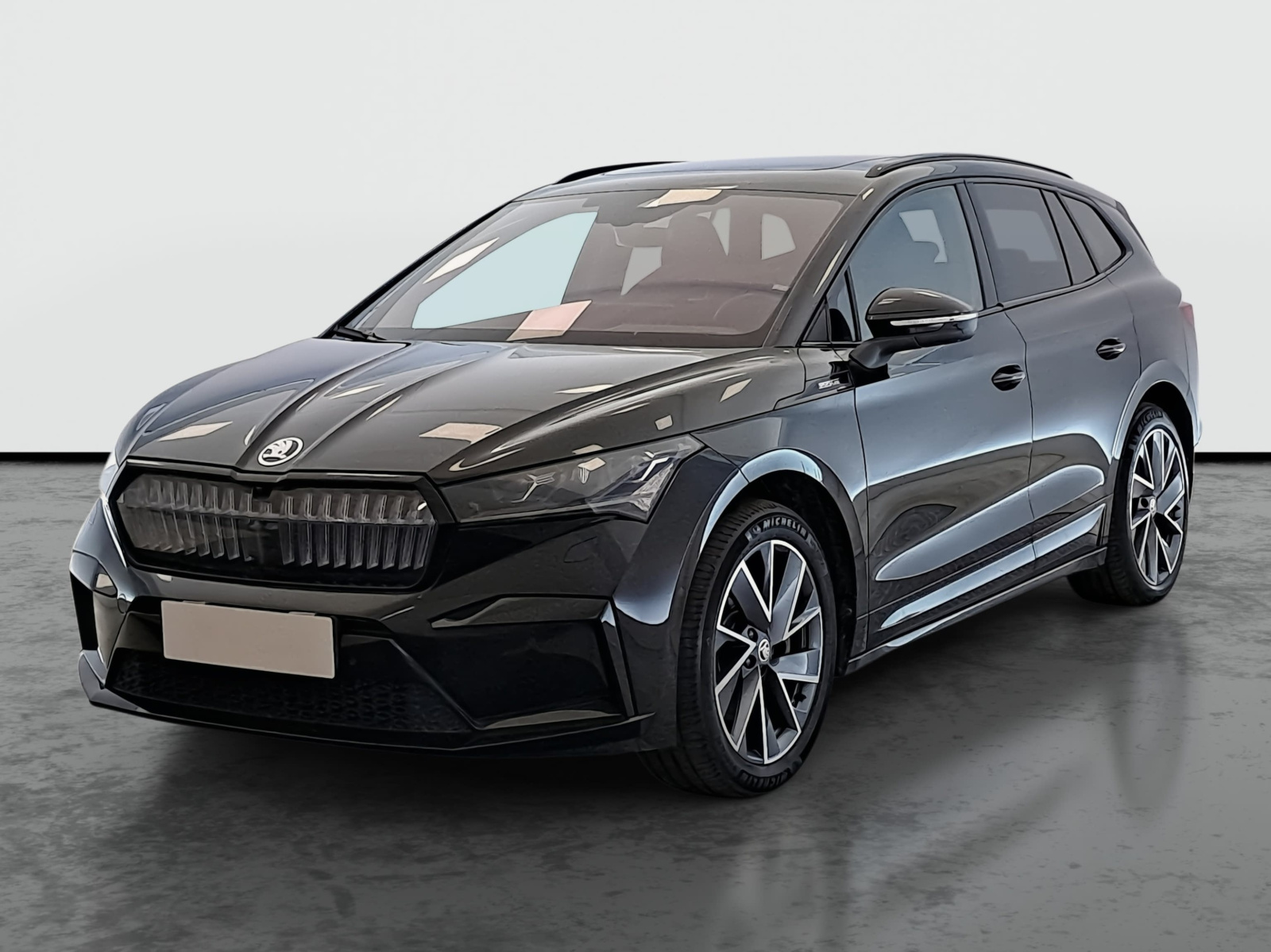 Škoda Enyaq iV 80 (82 kWh), 2023, Sport Line 3