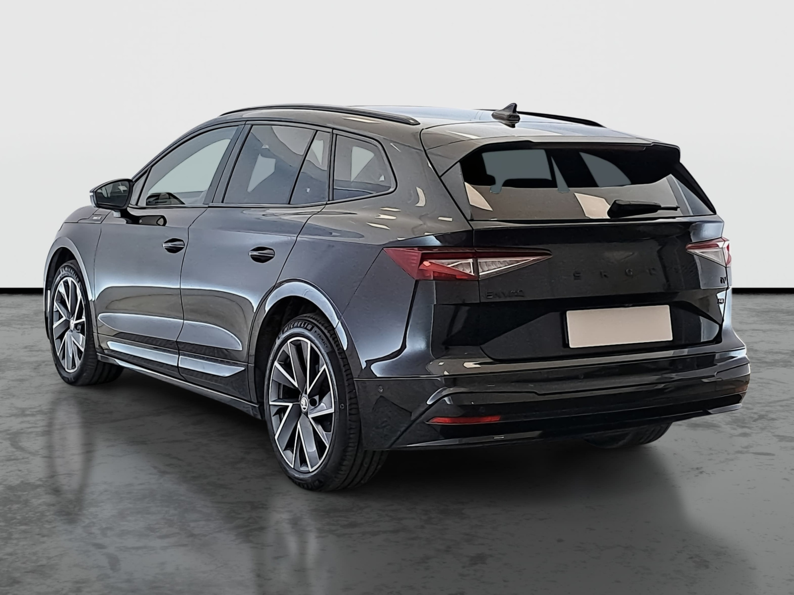 Škoda Enyaq iV 80 (82 kWh), 2023, Sport Line 5