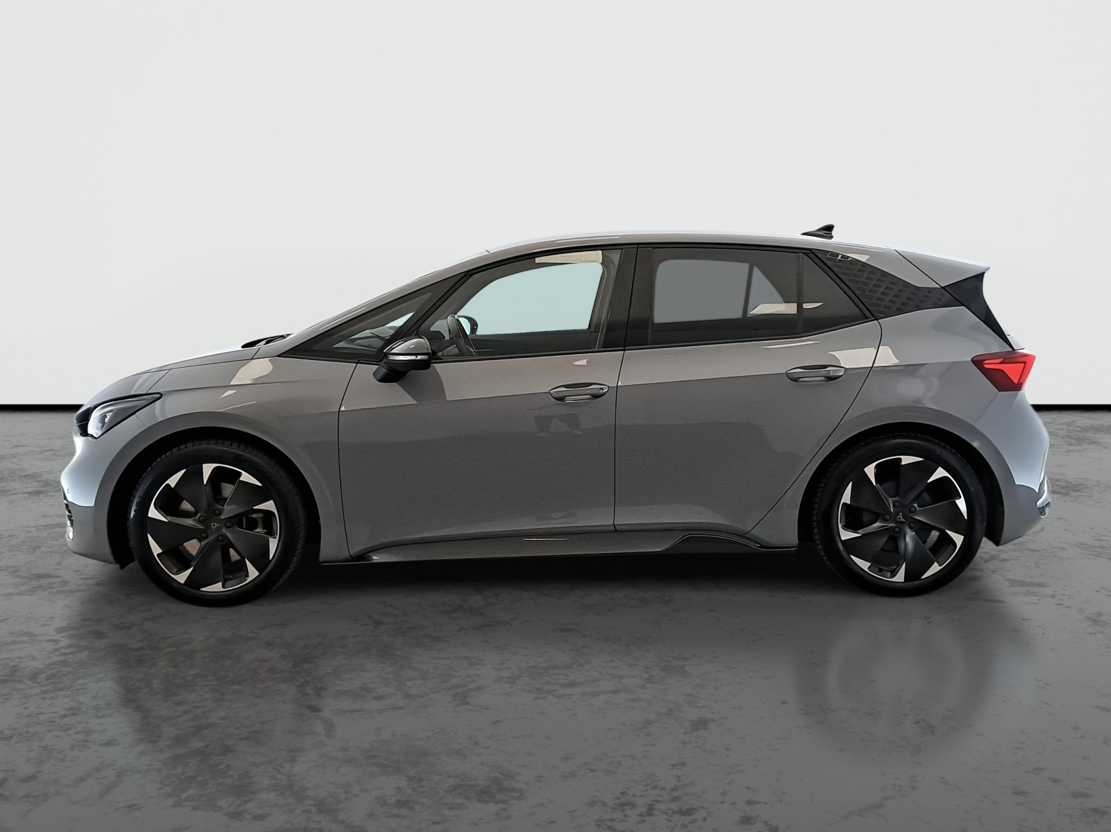 Cupra Born 77 e-boost, 2023, digi klima, sportovní sedadla 4