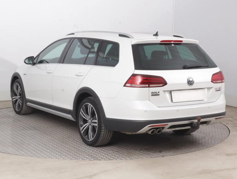 Volkswagen Golf, 2017