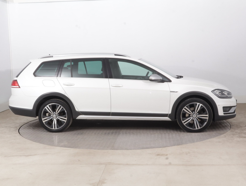 Volkswagen Golf, 2017