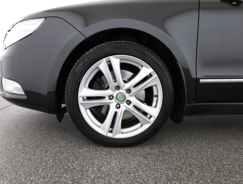 Škoda Superb, 2009