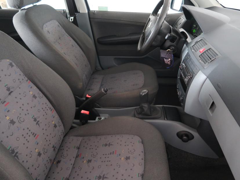 Škoda Fabia, 2003