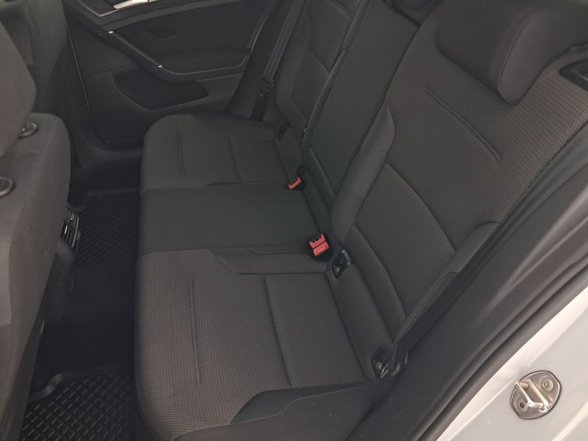 Volkswagen e-Golf, 2018