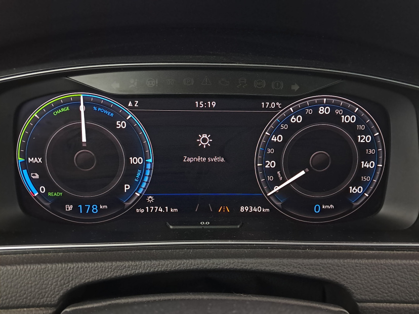 Volkswagen e-Golf, 2018