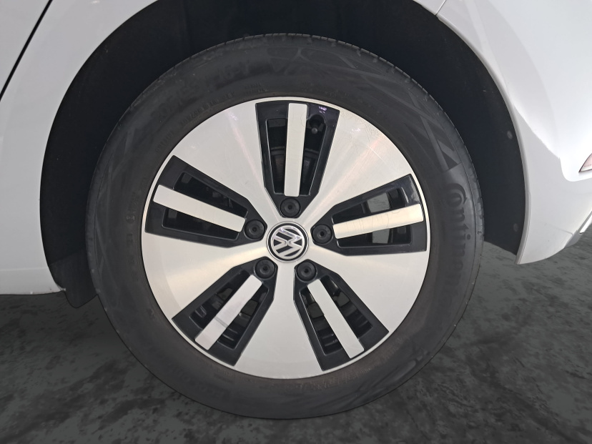 Volkswagen e-Golf, 2018