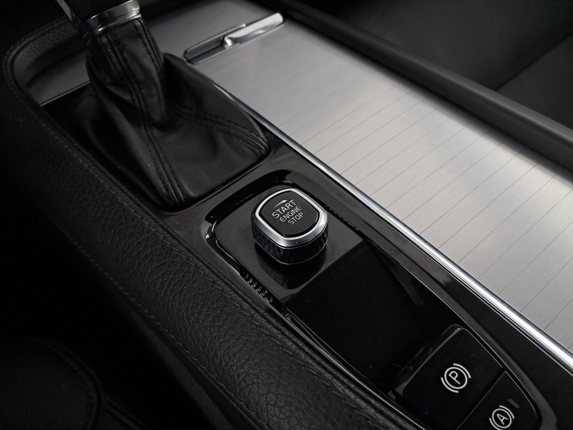 Volvo XC90, 2018
