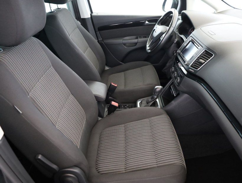 Seat Alhambra, 2017