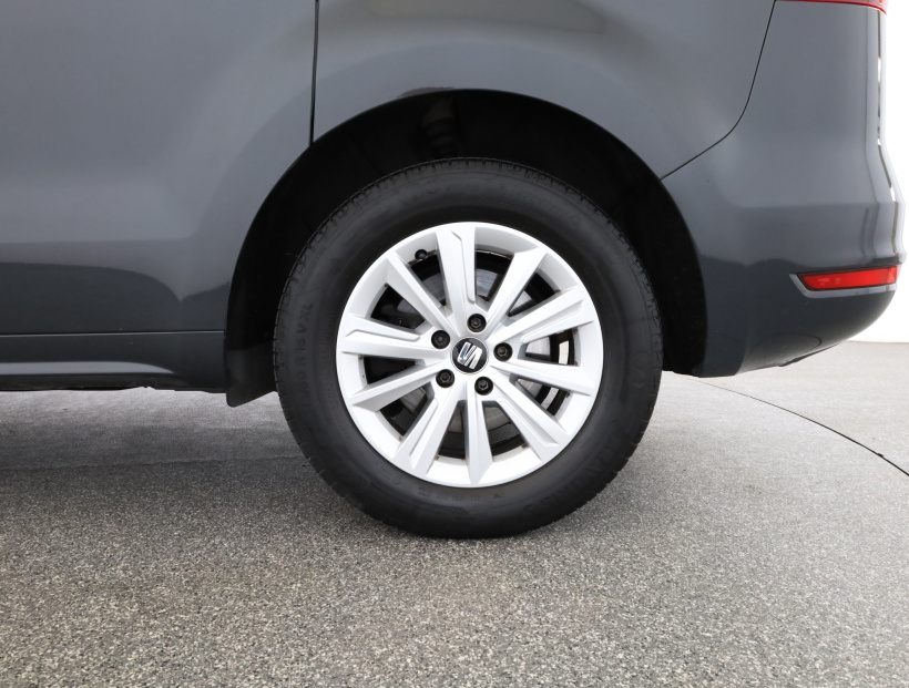 Seat Alhambra, 2017