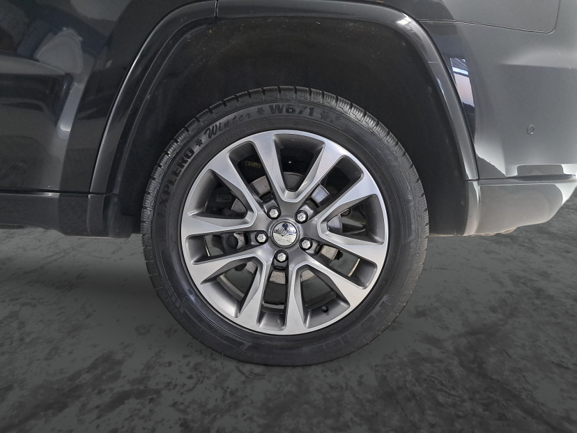 Jeep Grand Cherokee, 2017