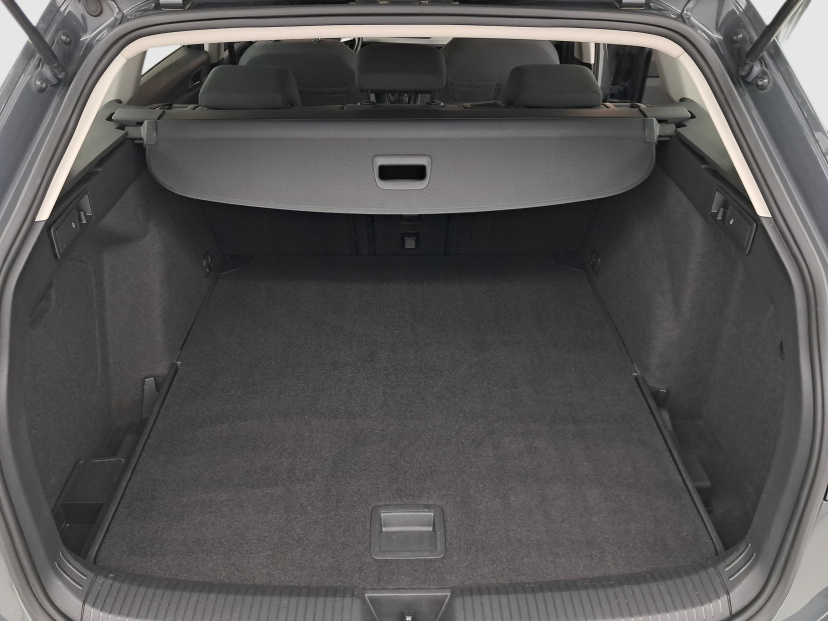 Volkswagen Golf, 2021