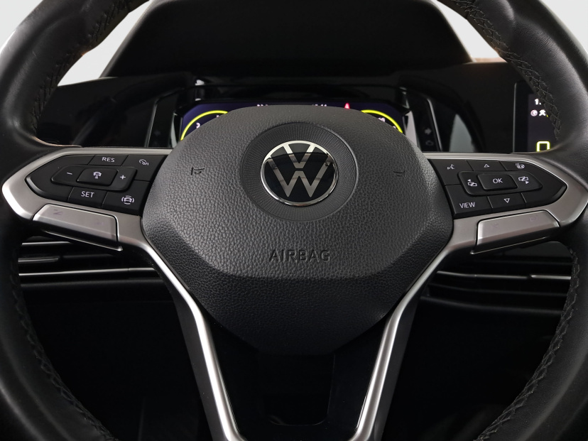 Volkswagen Golf, 2021