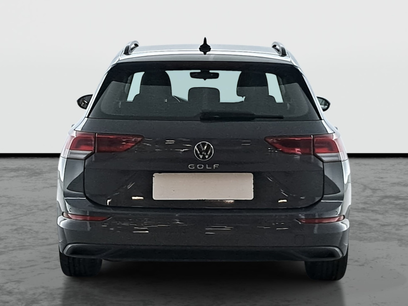 Volkswagen Golf, 2021